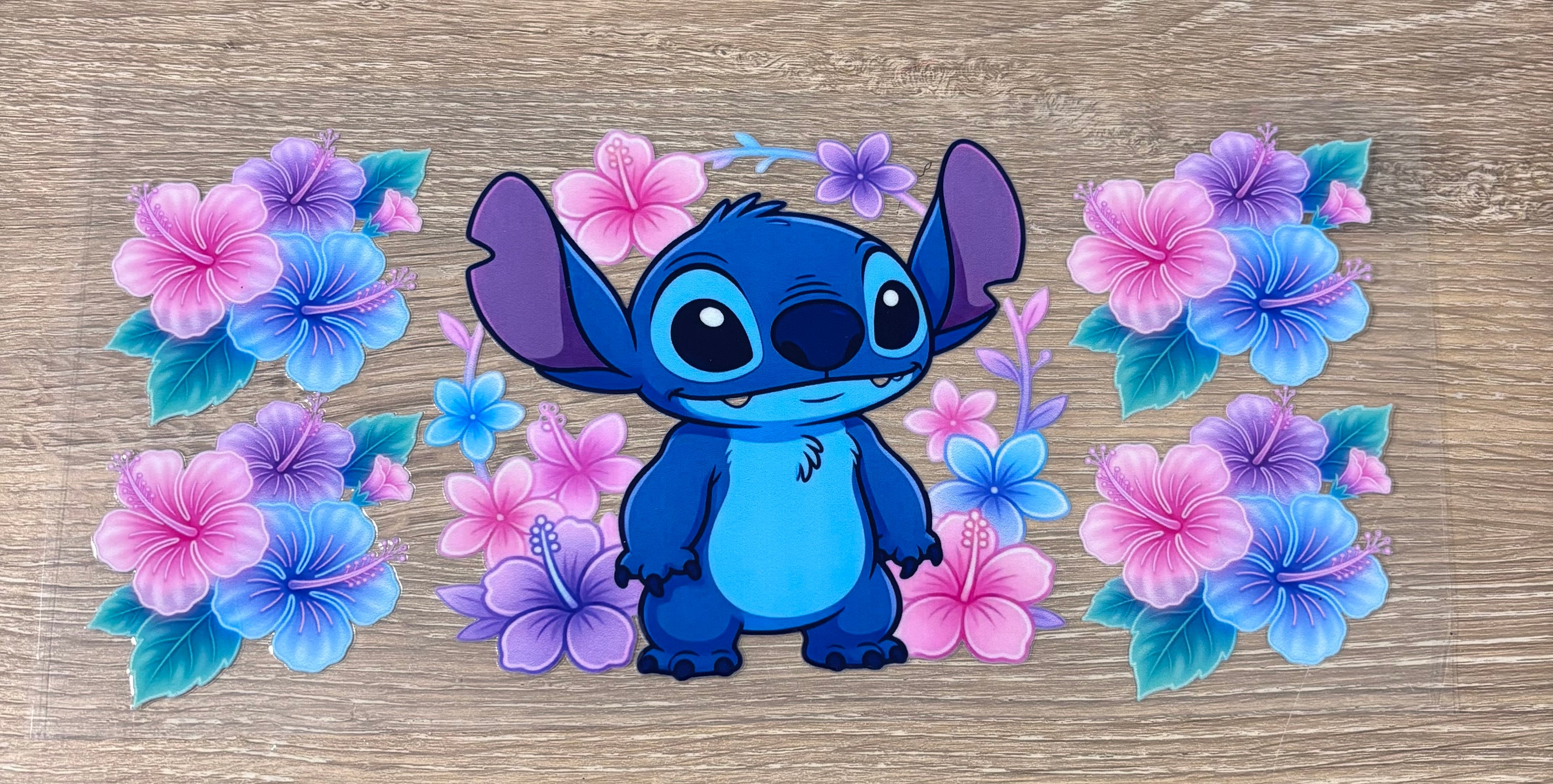Stitch hibiscus ￼